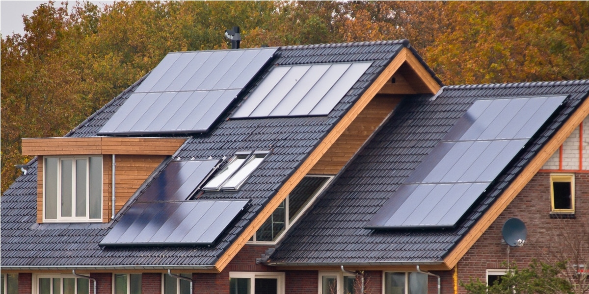 Les panneaux solaires hybrides : une solution pour produire électricité et chaleur