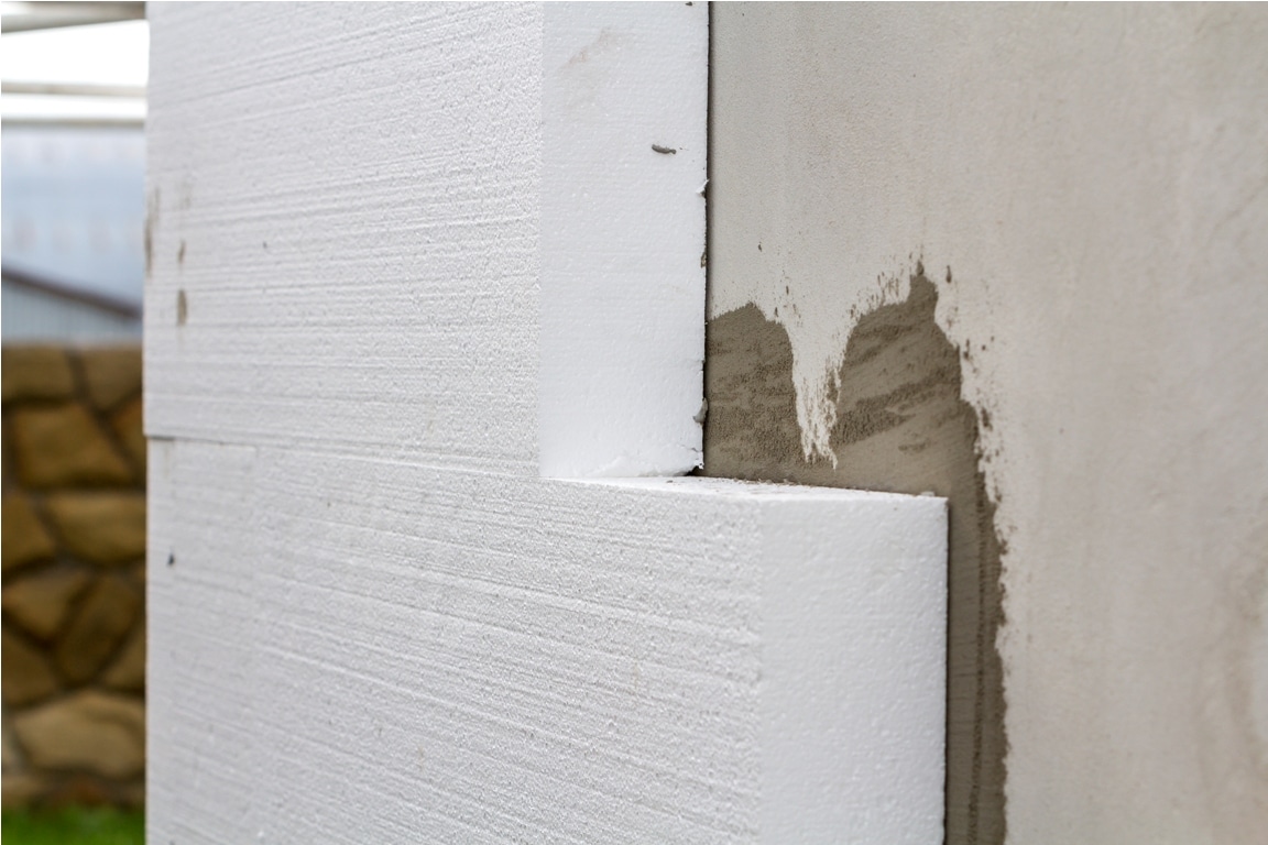 'Isolation par l''extérieur : alliez performance thermique et esthétique de votre façade'