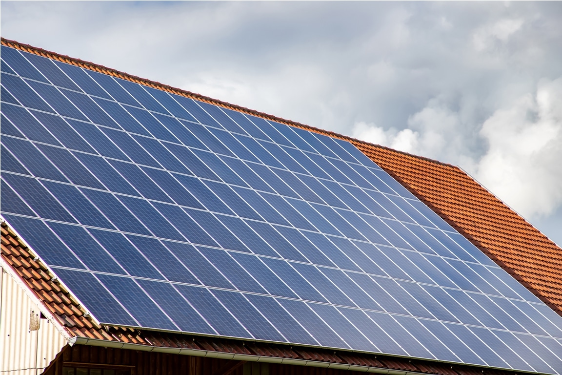 Panneau solaire maison autonome : Gérez votre propre électricité verte en toute indépendance