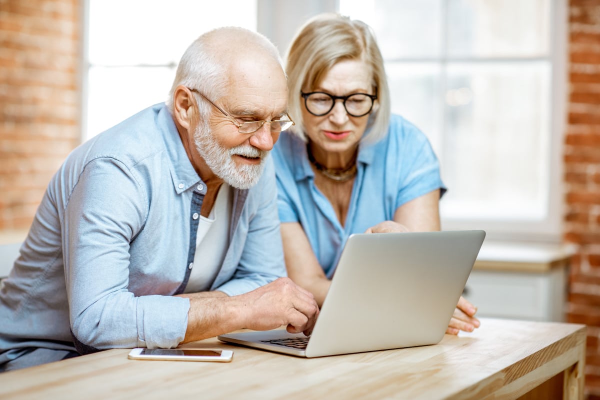 Serrurier à Pau : comment les seniors peuvent éviter les pièges courants ?