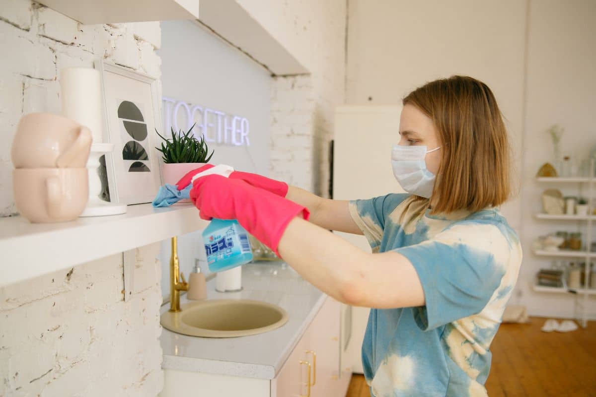 Cet objet qu’on utilise tous les jours est plus sale qu’une cuvette de WC : pourquoi il faut arrêter de l’ignorer