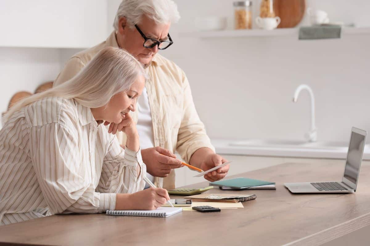 Des milliers de retraités risquent de tout perdre si ce courrier de leur banque reste sans réponse