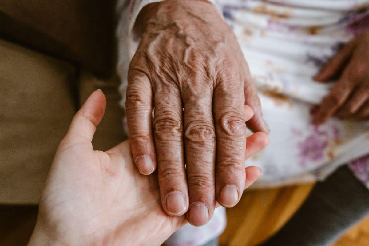 “Je ne reviendrai jamais en arrière” : ces seniors racontent comment la colocation a transformé leur retraite