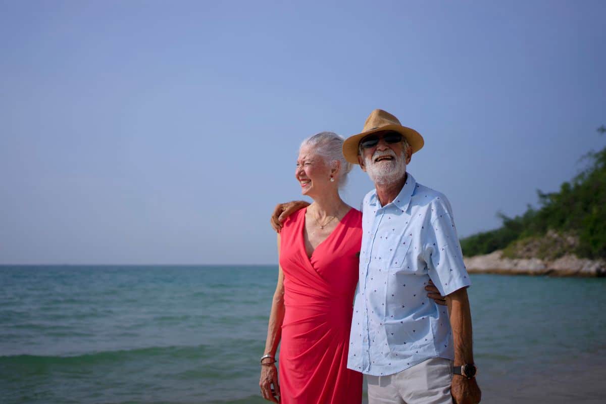 Vacances gratuites et 5 000 € d’économies par an : cette solution domsitting séduit grâce à l’autonomie et au bien-être