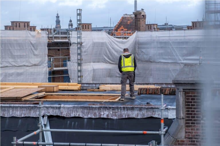 building roof construction insulation works worke 2022 12 16 12 22 07 utc