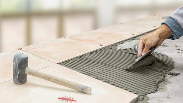 la pose de baguette de finition pour carrelage astuces et conseils