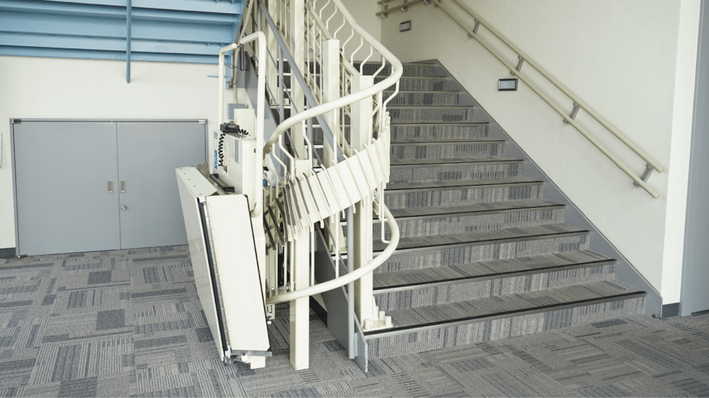Guide pour le choix du monte-escalier adapté