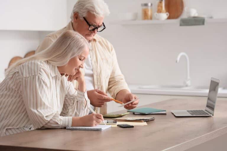 seniors de réduire leurs taxes